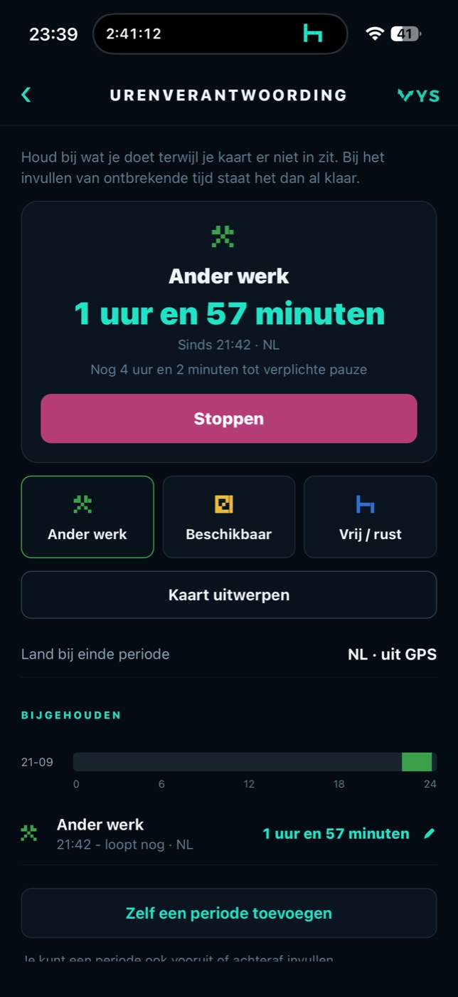 De urenverantwoording in VYS Mobile Tacho: ander werk loopt al 1 uur en 57 minuten, met nog 4 uur en 2 minuten tot de verplichte pauze